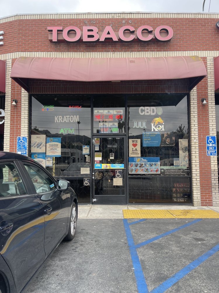 M & M SMOKE AND GIFT SHOP Updated August 2024 19 Photos & 14