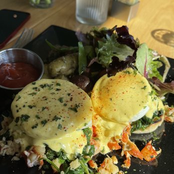 Nicolas Eatery - Lobster Benedict - French Near Me - Los Angeles, California