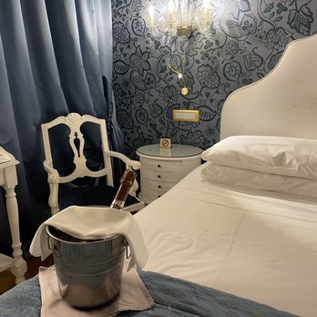 Hotel Savoia & Jolanda - Hotels Near Me - Venezia, VE Hotel Savoia & Jolanda - Hotels Near Me - Venezia, VE