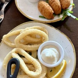 La Regata - Calamari and croquettes