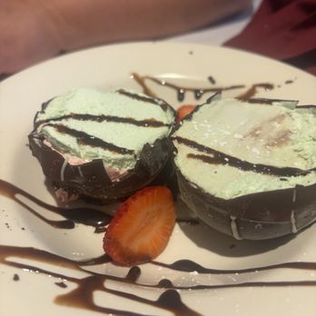 Buon Gusto - Italian Near Me - Mission Hills, California Buon Gusto - Italian Near Me - Mission Hills, California