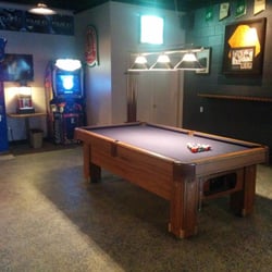 Bluez Brews - Pool table