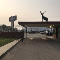 Revelstoke Lodge - Outside