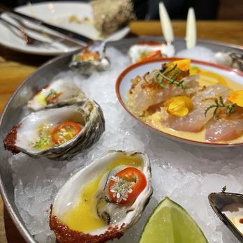 Snail Bar - Petit plateau - oysters - Wine Bars Near Me - Oakland, California
