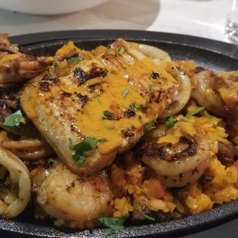 Mas Chingon Shadowlake - Paella - Seafood Near Me - Papillion, Nebraska