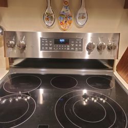 SK Lavery Appliance Company - Love the covered elements (Profile version) & the wifi remote access. It was easy to set up once I found the "tag".