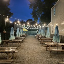 Kitchen and Beer Bar - Beer garden at night