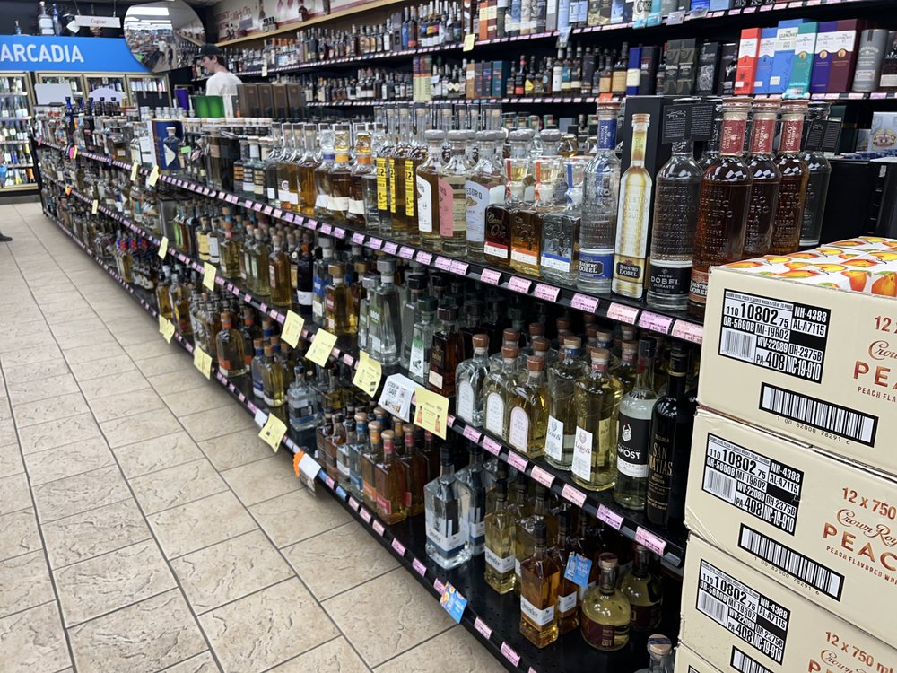 ARCADIA FOREMOST LIQUOR 43 Photos & 17 Reviews 3301 W North Ave
