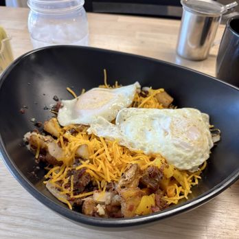 Farmhouse Kitchen & Bakery - Farmhouse hash with no avocado - Bakeries Near Me - Claysville, Pennsylvania Farmhouse Kitchen & Bakery - Farmhouse hash with no avocado - Bakeries Near Me - Claysville, Pennsylvania