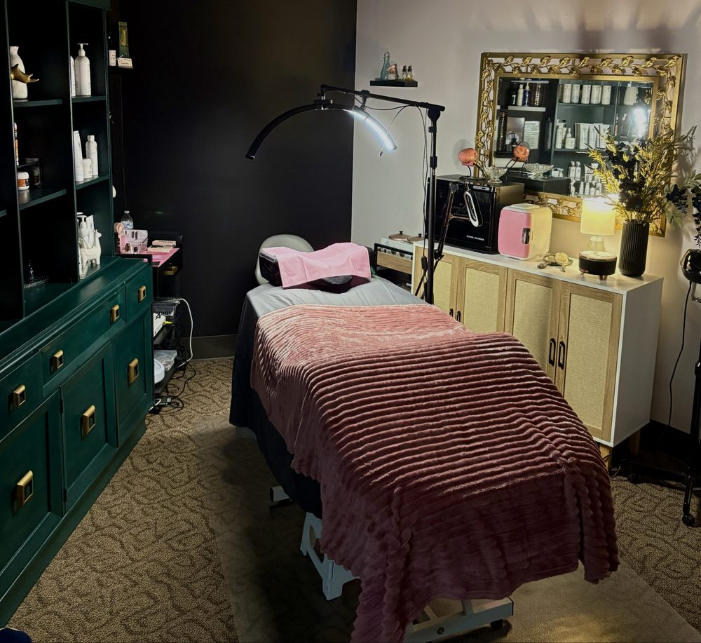 SS Lash Studio Logo