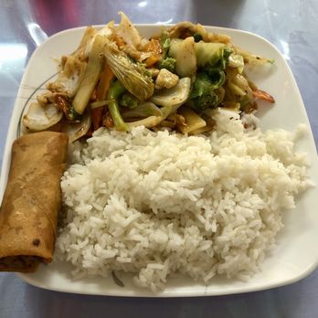 Van Phat Chinese Restaurant - Hunan Chicken Lunch Special - Chinese Near Me - Chicago, Illinois Van Phat Chinese Restaurant - Hunan Chicken Lunch Special - Chinese Near Me - Chicago, Illinois