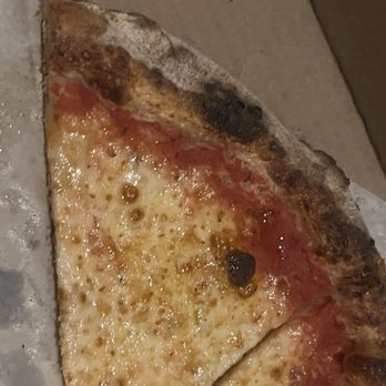 Pepe N Rony - Not much tomato sauce and not tasty cheese . - Pizza Near Me - Hallandale Beach, Florida