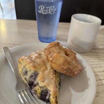 Big Timber Bakery - Lemon Blueberry Scone & cake donut - Pizza Near Me - Big Timber, Montana Big Timber Bakery - Lemon Blueberry Scone & cake donut - Pizza Near Me - Big Timber, Montana