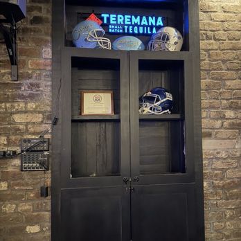 Big John's Tavern - Dive Bars Near Me - Charleston, South Carolina