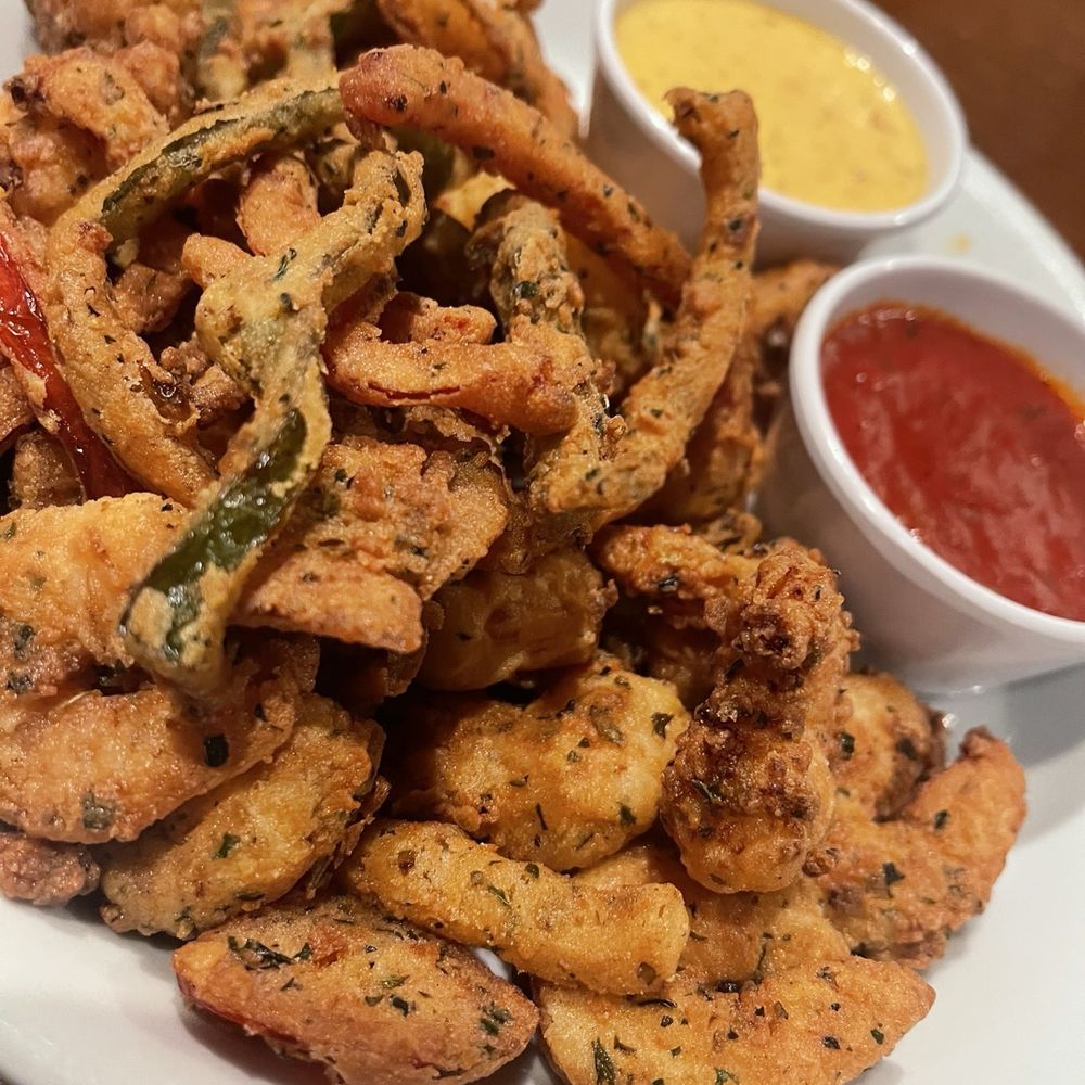 Olive Garden Italian Restaurant - Calamari - Italian Near Me - Bridgeton, Missouri Olive Garden Italian Restaurant - Calamari - Italian Near Me - Bridgeton, Missouri