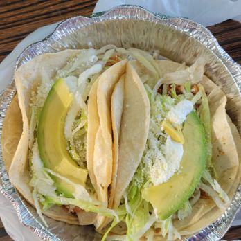 El Jarochito - Chicken Tinga - Food Trucks Near Me - Corona, New York