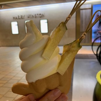 Kokoro Cafe - Desserts Near Me - Honolulu, Hawaii