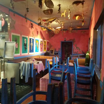 Pinches Tacos - Empty dining room at Pinches. - Mexican Near Me - Culver City, California Pinches Tacos - Empty dining room at Pinches. - Mexican Near Me - Culver City, California