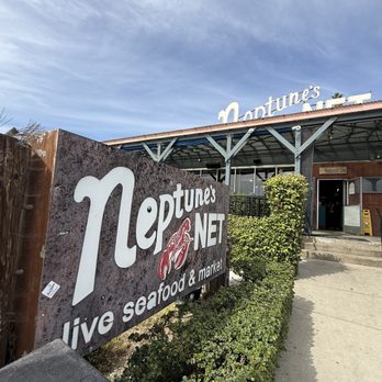 Neptune's Net - Seafood Near Me - Malibu, California