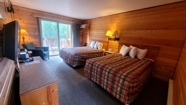 Denali Grizzly Bear Resort by null