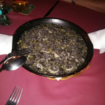 Lago Verde - Paella de arroz negro con chipirones - Seafood Near Me - El Golfo, GC Lago Verde - Paella de arroz negro con chipirones - Seafood Near Me - El Golfo, GC