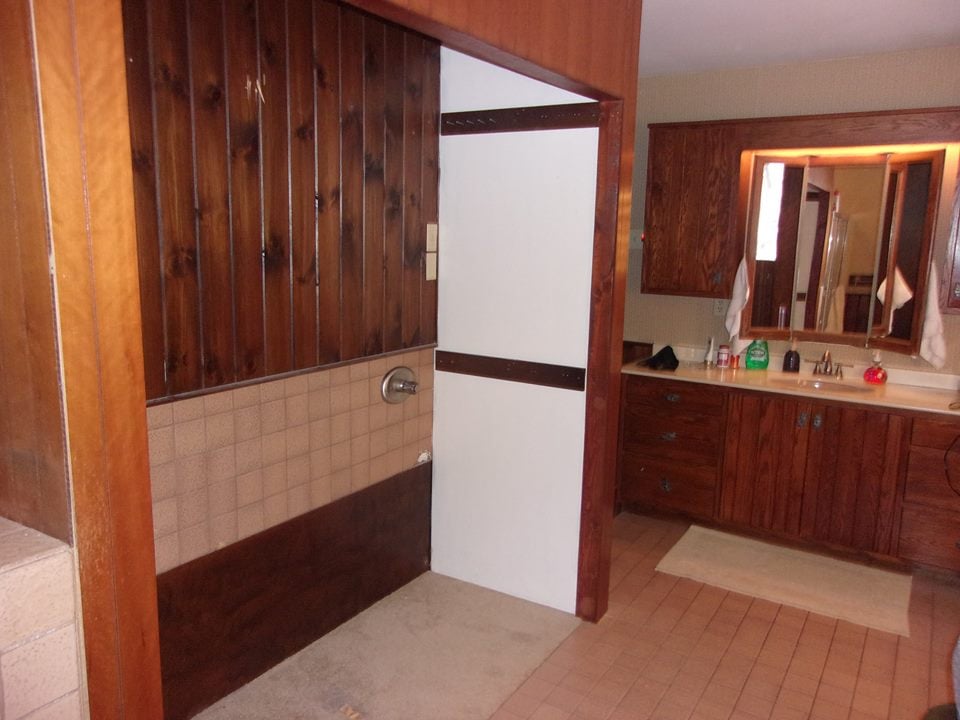 Slide of The Longacre Company