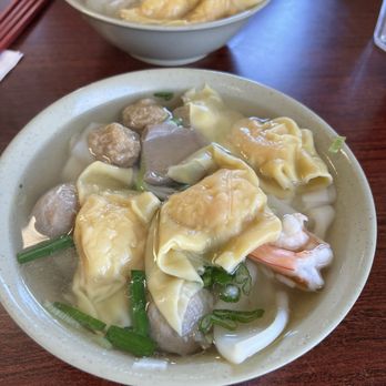 China Chen - Their combo with shrimp wonton added - Chinese Near Me - San Jose, California China Chen - Their combo with shrimp wonton added - Chinese Near Me - San Jose, California