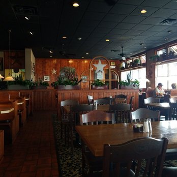 Black-eyed Pea - The decor is very nice rustic but modern all at the same time. - American Near Me - Pueblo, Colorado Black-eyed Pea - The decor is very nice rustic but modern all at the same time. - American Near Me - Pueblo, Colorado