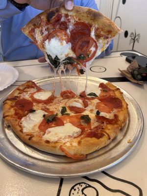 550 Pizzeria by null