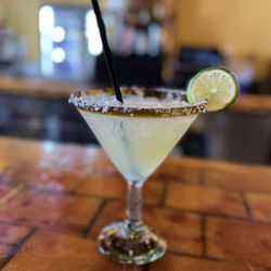 3 Amigos Bar & Grill - Salty house Margarita