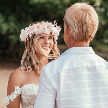 Kauai Elopements - Wedding Planning Near Me Kauai Elopements - Wedding Planning Near Me