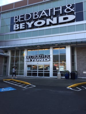 BED BATH & BEYOND - Updated August 2025 - 845 Marine Drive, North Vancouver, British Columbia ...