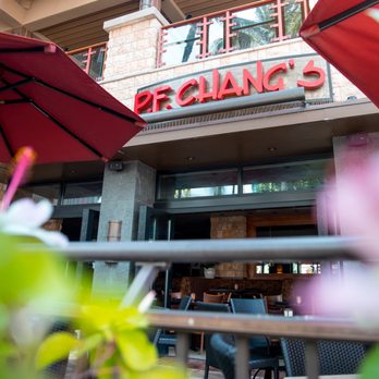 P.F. Chang's - Chinese Near Me - Honolulu, Hawaii