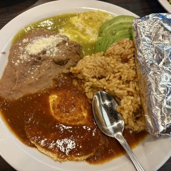 Woody's Roadhouse - Huevos Divorsiados (Divorced Eggs) - Breakfast & Brunch Near Me - Colton, California