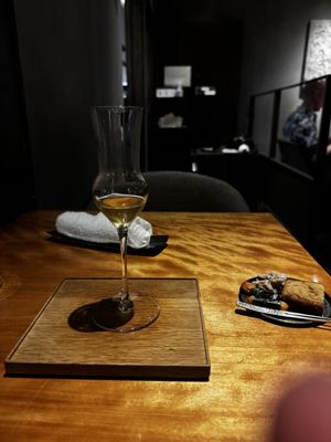 MIXOLOGY SALON by null