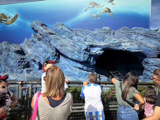 Crush's Coaster by null