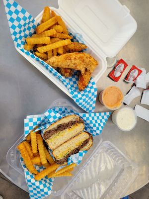 Chilly Jilly'z Bakery & Cafe by null