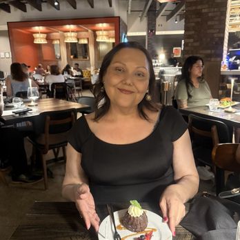 Q1227 Restaurant - Complimentary birthday dessert - New American Near Me - Roseville, California Q1227 Restaurant - Complimentary birthday dessert - New American Near Me - Roseville, California