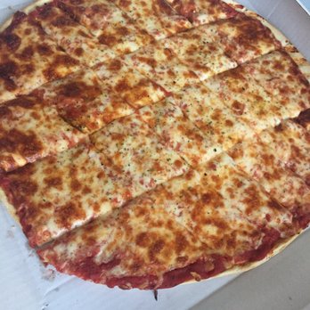 Caruso's Pizza - Thin crust cheese pizza - Pizza Near Me - Des Plaines, Illinois Caruso's Pizza - Thin crust cheese pizza - Pizza Near Me - Des Plaines, Illinois