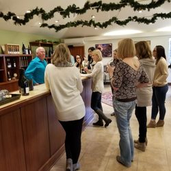 Vibe-Rides - Wine Tour at Hamarcher Winery at the Historic Ponzi Estate.