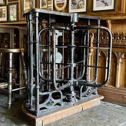 The Field Bar & Restaurant Fao Sally Ann Phelan - Interior