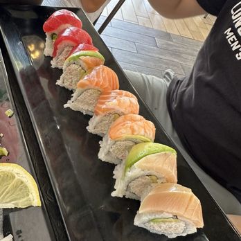Tomo Sushi & Ramen - 17. Rainbow Roll - Japanese Near Me - Torrance, California Tomo Sushi & Ramen - 17. Rainbow Roll - Japanese Near Me - Torrance, California
