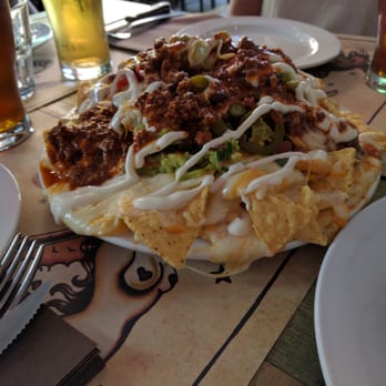 Dock's & Co - Super chilli and cheese nachos - Steakhouses Near Me - Roma, 62