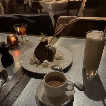 The Barn Steakhouse - Toffee pudding - Steakhouses Near Me - Highland Park, Illinois