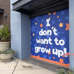Toys R Us