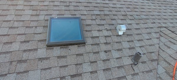 Green Leaf Roofing Logo