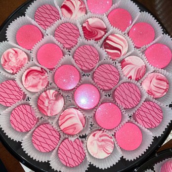 Dipped - Custom order of dipped oreos - Chocolatiers & Shops Near Me - Emeryville, California Dipped - Custom order of dipped oreos - Chocolatiers & Shops Near Me - Emeryville, California