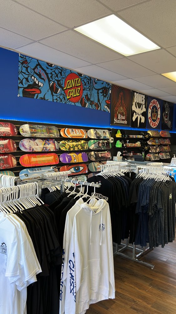 PLANKS SKATEBOARD SHOP Updated May 2024 3820 W 10th St, Greeley