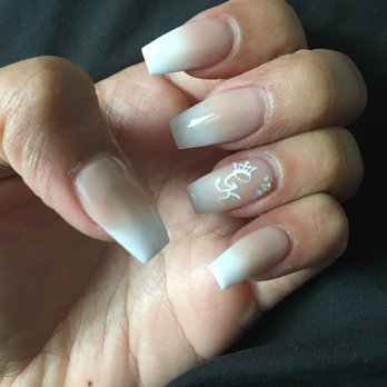 Onyx Nails Wax & Lash - Ombré full set by JORDAN , nail art by NATASCHA - Nail Salons Near Me - Kapolei, Hawaii Onyx Nails Wax & Lash - Ombré full set by JORDAN , nail art by NATASCHA - Nail Salons Near Me - Kapolei, Hawaii