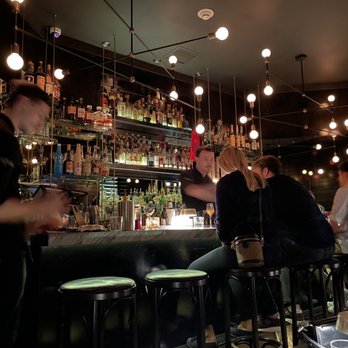 Cloakroom Bar - Inside - Cocktail Bars Near Me - Montreal, Quebec